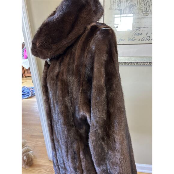 Mink Fur Coat Size L/XL dark brown cuffs ,wide collar print lining euc SEE MEASU - Picture 3 of 16